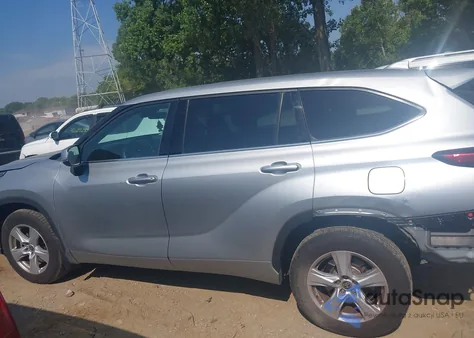 2021 Toyota Highlander Le from USA, damaged, VIN 5TDBZRBH0MS555555